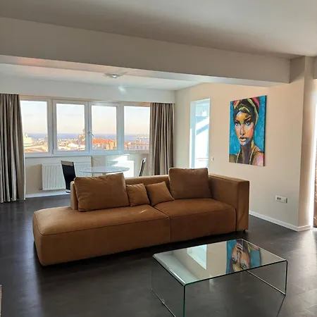 Plaja Modern Apartment *
