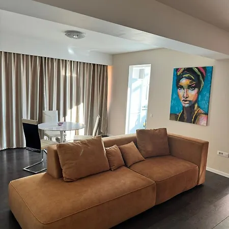 Apartment Plaja Modern Constanta
